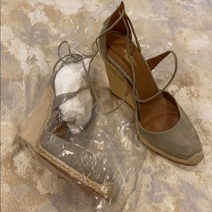 BNWT Aquazurra Nude , Suede Espadrilles